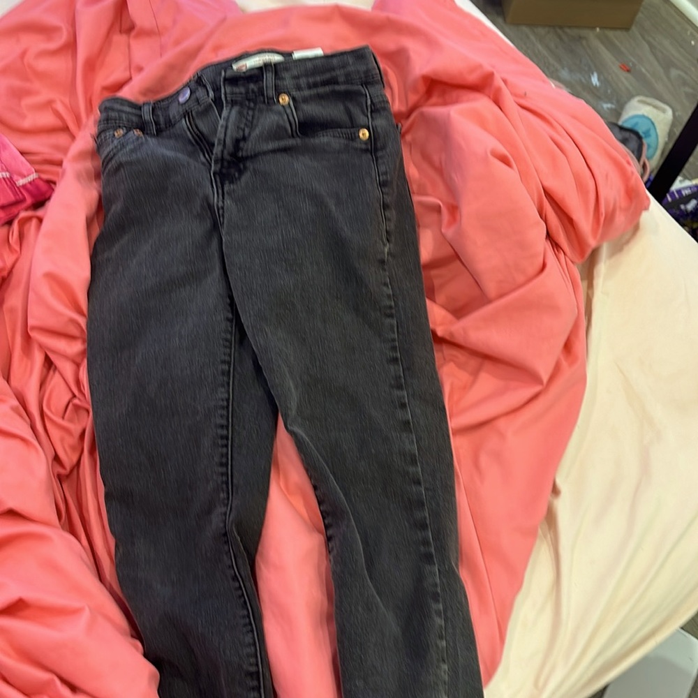Levi’s dark gray jeans, good condition